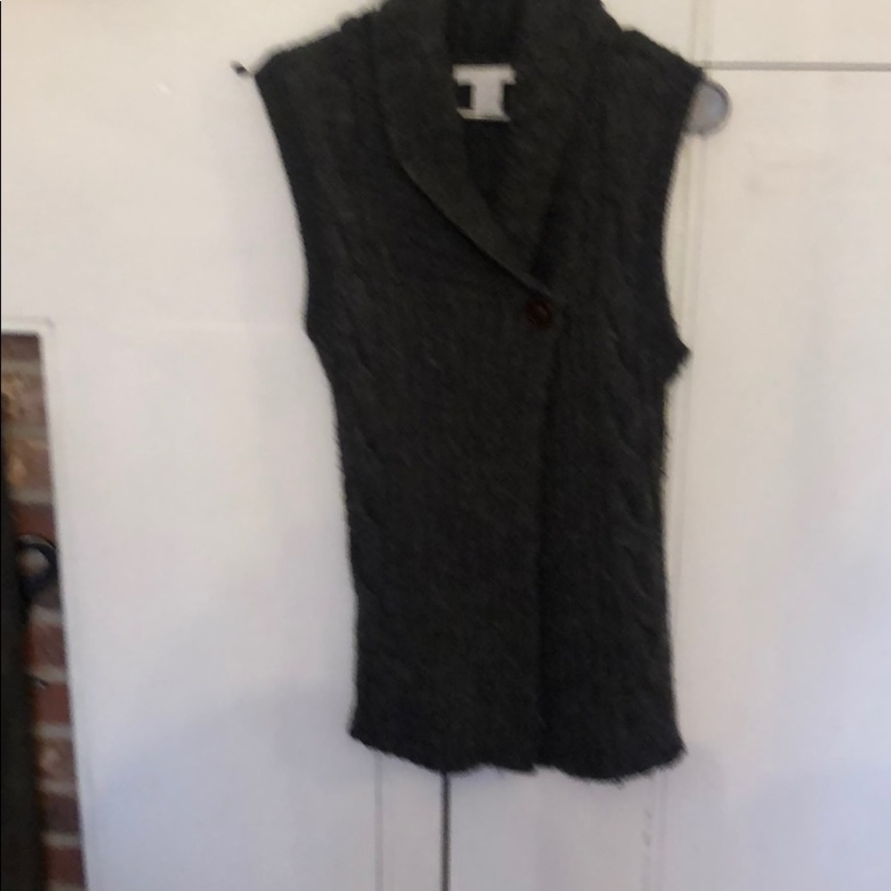 Gray sweater
